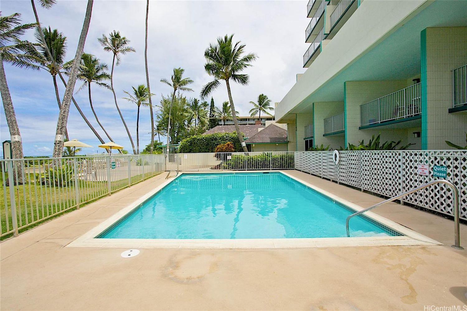 Pats At Punalu'U Aparthotel Hau'ula Exterior photo